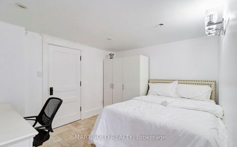 Photo 30 at 61 Brunswick Avenue, University, Toronto