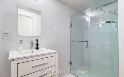 Photo 32 at 61 Brunswick Avenue, University, Toronto