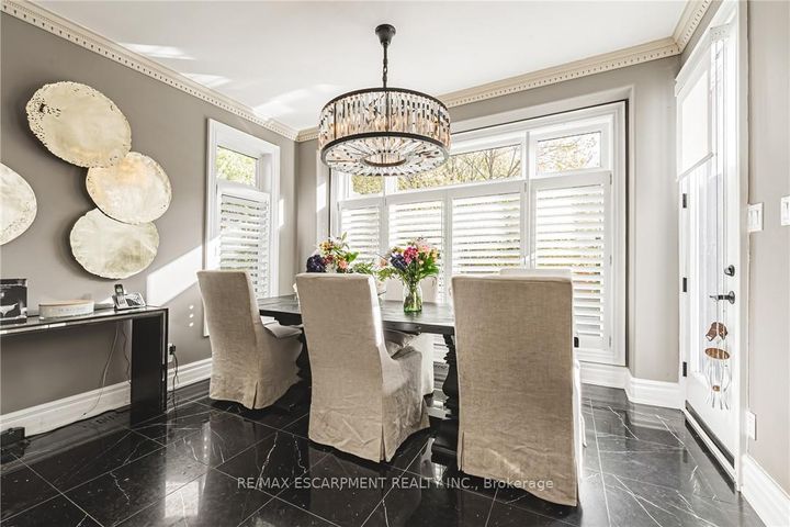 Photo 14 at 712 Highvalley Road, Ancaster, Hamilton