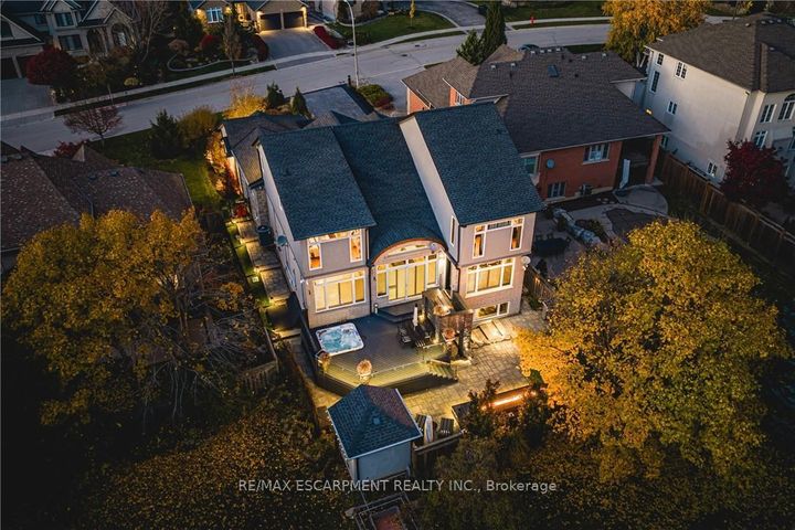 Photo 41 at 712 Highvalley Road, Ancaster, Hamilton