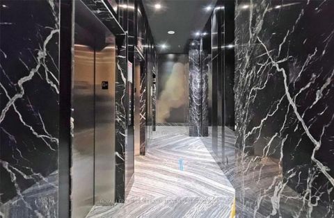 Photo 5 at 1004 - 199 Richmond Street W, Waterfront Communities C1, Toronto