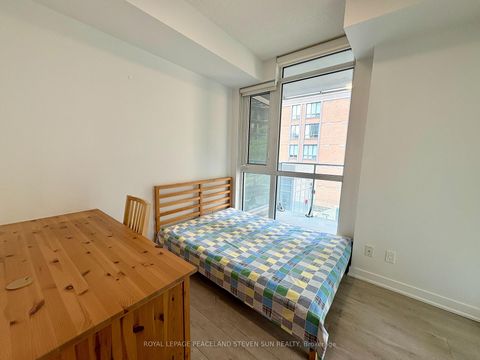 Photo 15 at 1004 - 199 Richmond Street W, Waterfront Communities C1, Toronto