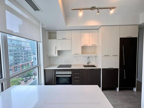 Photo 26 at 1004 - 199 Richmond Street W, Waterfront Communities C1, Toronto