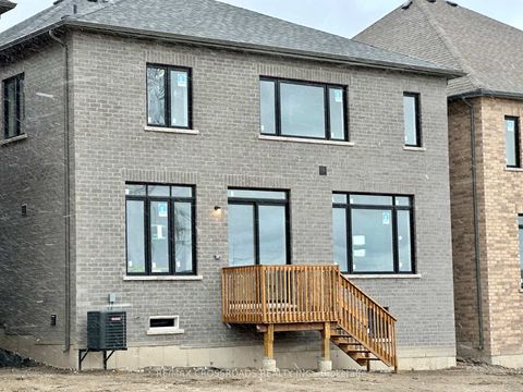 Photo 17 at 5 Kane Crescent, Bayview Northeast, Aurora