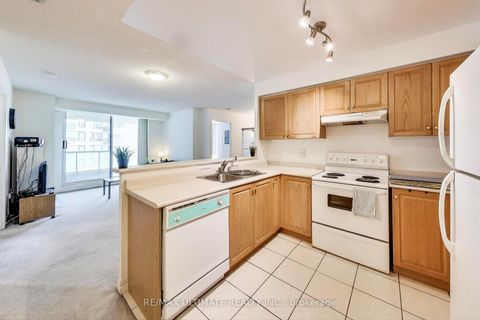 Photo 10 at 710 - 7 Lorraine Drive, Willowdale West, Toronto