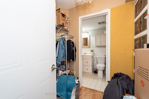 Photo 25 at 1713 - 1478 Pilgrims Way, GA Glen Abbey, Oakville