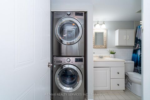 Photo 28 at 1713 - 1478 Pilgrims Way, GA Glen Abbey, Oakville