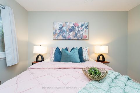 Photo 30 at 1713 - 1478 Pilgrims Way, GA Glen Abbey, Oakville