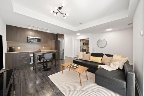 Photo 9 at TH3 - 18 Rean Drive, Bayview Village, Toronto