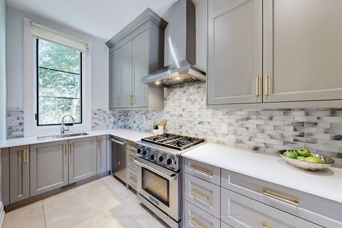 Photo 9 at 19 Blyth Street, Oak Ridges, Richmond Hill