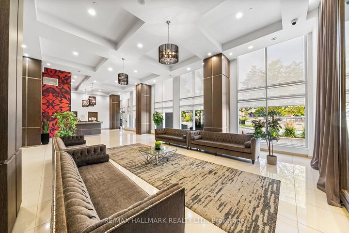 Photo 5 at 602 - 2756 Old Leslie Street, Bayview Village, Toronto