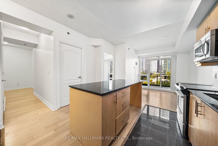 Photo 11 at 602 - 2756 Old Leslie Street, Bayview Village, Toronto