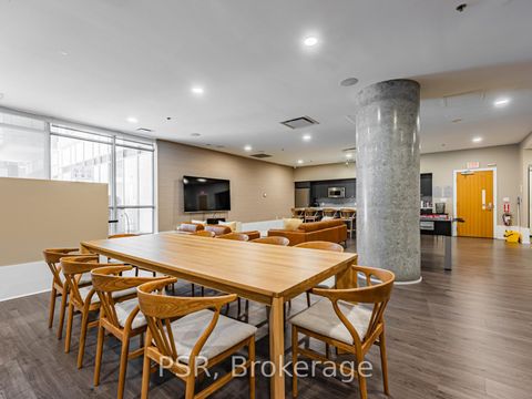 Photo 29 at 801 - 375 King Street W, Waterfront Communities C1, Toronto