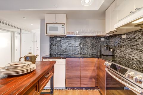 Photo 5 at 1009 - 72 Esther Shiner Boulevard, Bayview Village, Toronto