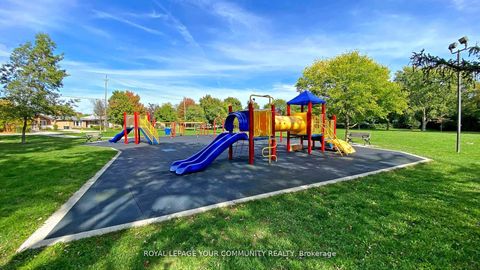 Photo 27 at 480 Ellerslie Avenue, Willowdale West, Toronto