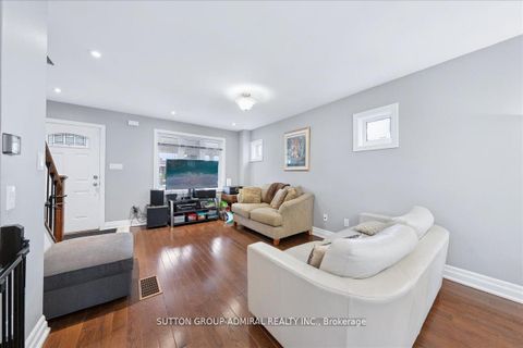 Photo 22 at 11 Bowie Avenue, Belgravia, Toronto