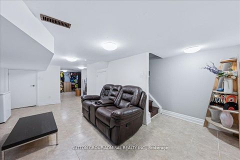 Photo 29 at 11 Bowie Avenue, Belgravia, Toronto