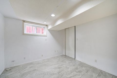 Photo 15 at 2908 Victoria Park Avenue, Pleasant View, Toronto