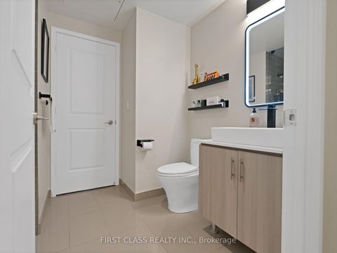 Photo 14 at 3309 - 1 The Esplanade, Waterfront Communities C1, Toronto