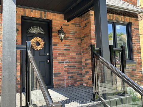 Photo 1 at 210 Dearborn Avenue, O'Neill, Oshawa