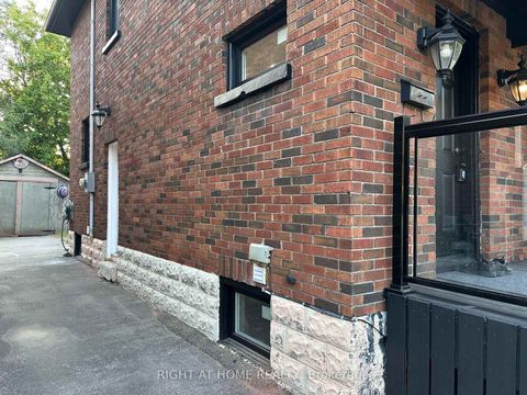 Photo 4 at 210 Dearborn Avenue, O'Neill, Oshawa