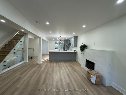 Photo 7 at 210 Dearborn Avenue, O'Neill, Oshawa