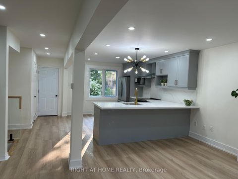 Photo 8 at 210 Dearborn Avenue, O'Neill, Oshawa