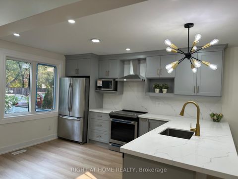 Photo 11 at 210 Dearborn Avenue, O'Neill, Oshawa