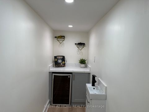 Photo 26 at 210 Dearborn Avenue, O'Neill, Oshawa