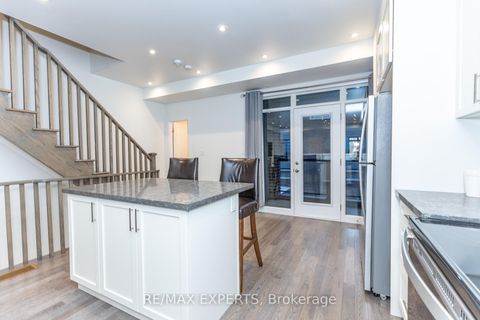 Photo 20 at 190 Moneypenny Place, Beverley Glen, Vaughan