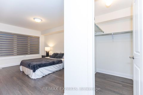 Photo 27 at 190 Moneypenny Place, Beverley Glen, Vaughan