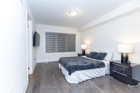 Photo 29 at 190 Moneypenny Place, Beverley Glen, Vaughan