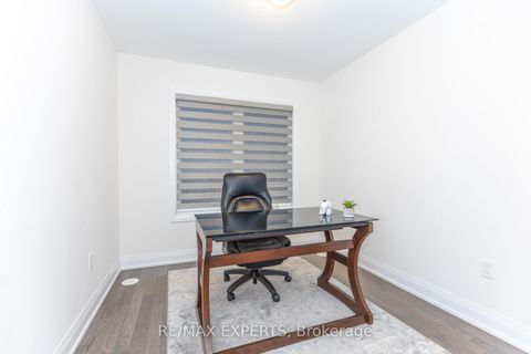 Photo 36 at 190 Moneypenny Place, Beverley Glen, Vaughan