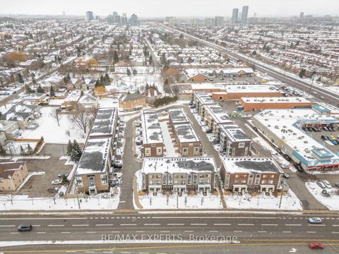 Photo 44 at 190 Moneypenny Place, Beverley Glen, Vaughan