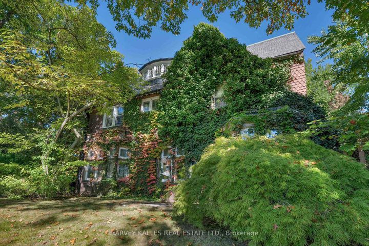 Photo 18 at 7 Beaumont Road, Moore Park, Toronto