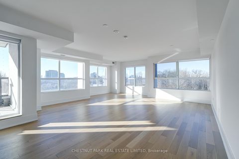 Photo 2 at 311 - 10 Inn on the Park Drive, Don Mills, Toronto