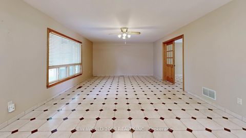 Photo 14 at 62 Langstaff Road W, South Richvale, Richmond Hill