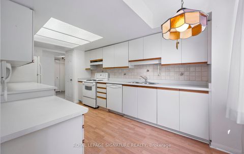 Photo 20 at 115 - 255 The Donway W, Don Mills, Toronto