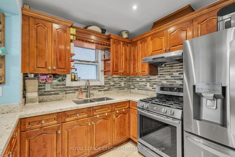 Photo 7 at 469 Old Weston Road, Pellam Park, Toronto