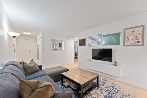 Photo 3 at 412 - 323 Richmond Street E, Moss Park, Toronto