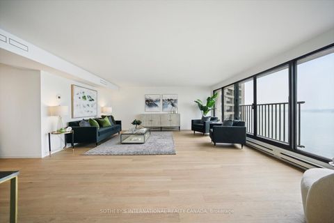 Photo 5 at 1110 - 65 Harbour Square, Waterfront Communities C1, Toronto