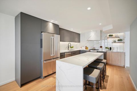 Photo 13 at 1110 - 65 Harbour Square, Waterfront Communities C1, Toronto