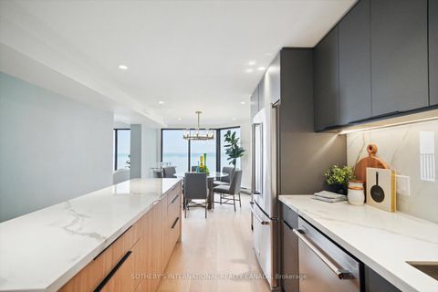 Photo 18 at 1110 - 65 Harbour Square, Waterfront Communities C1, Toronto