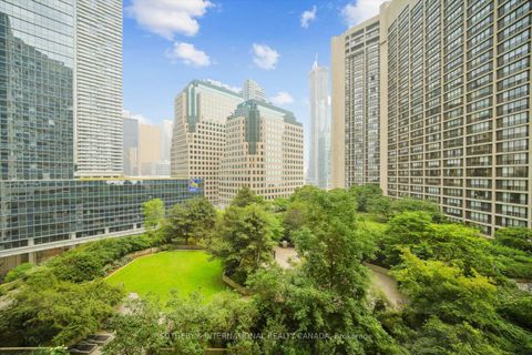 Photo 31 at 1110 - 65 Harbour Square, Waterfront Communities C1, Toronto