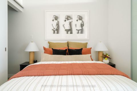 Photo 13 at 502 - 549 King Street E, Moss Park, Toronto