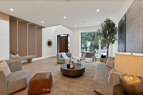 Photo 4 at 18 Glen Eden Crescent, Parkview, Toronto