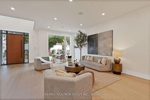 Photo 5 at 18 Glen Eden Crescent, Parkview, Toronto