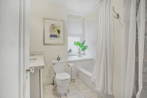 Photo 21 at 12 Belsize Drive, Mount Pleasant West, Toronto