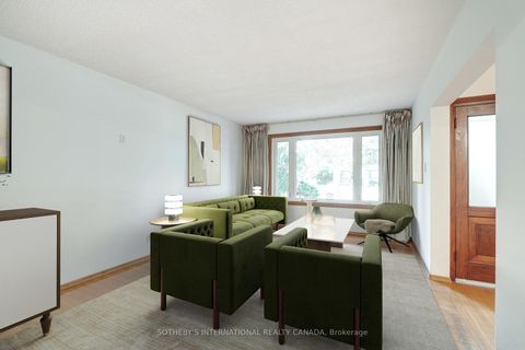 Photo 4 at 19 Gleneagle Crescent, Don Valley Village, Toronto