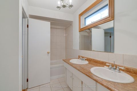 Photo 11 at 19 Gleneagle Crescent, Don Valley Village, Toronto
